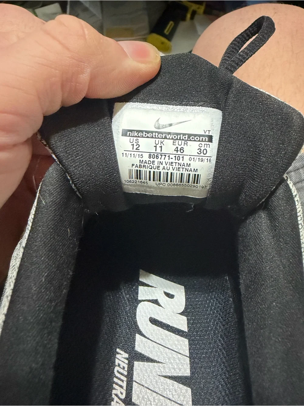 Nike Air Max Athletic Shoes - Light Gray with Black